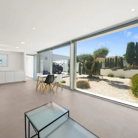 Villa Lirios View By Interhome *