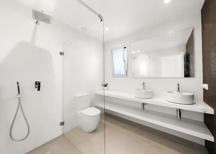 Lirios View By Interhome וילה בניטאצ'ל