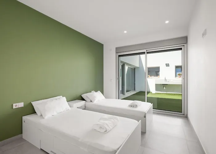 Lirios View By Interhome בניטאצ'ל
