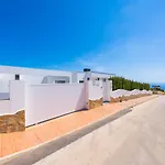 Lirios View By Interhome *